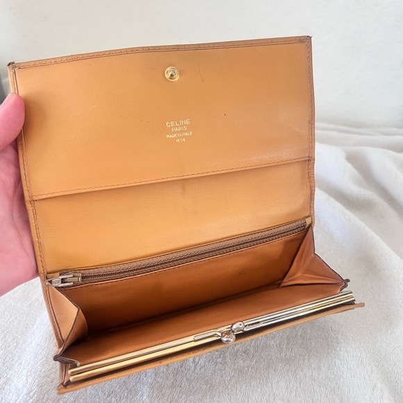 Vintage Celine Triomphe leather wallet w/ Kiss Lock - Picture 6 of 12